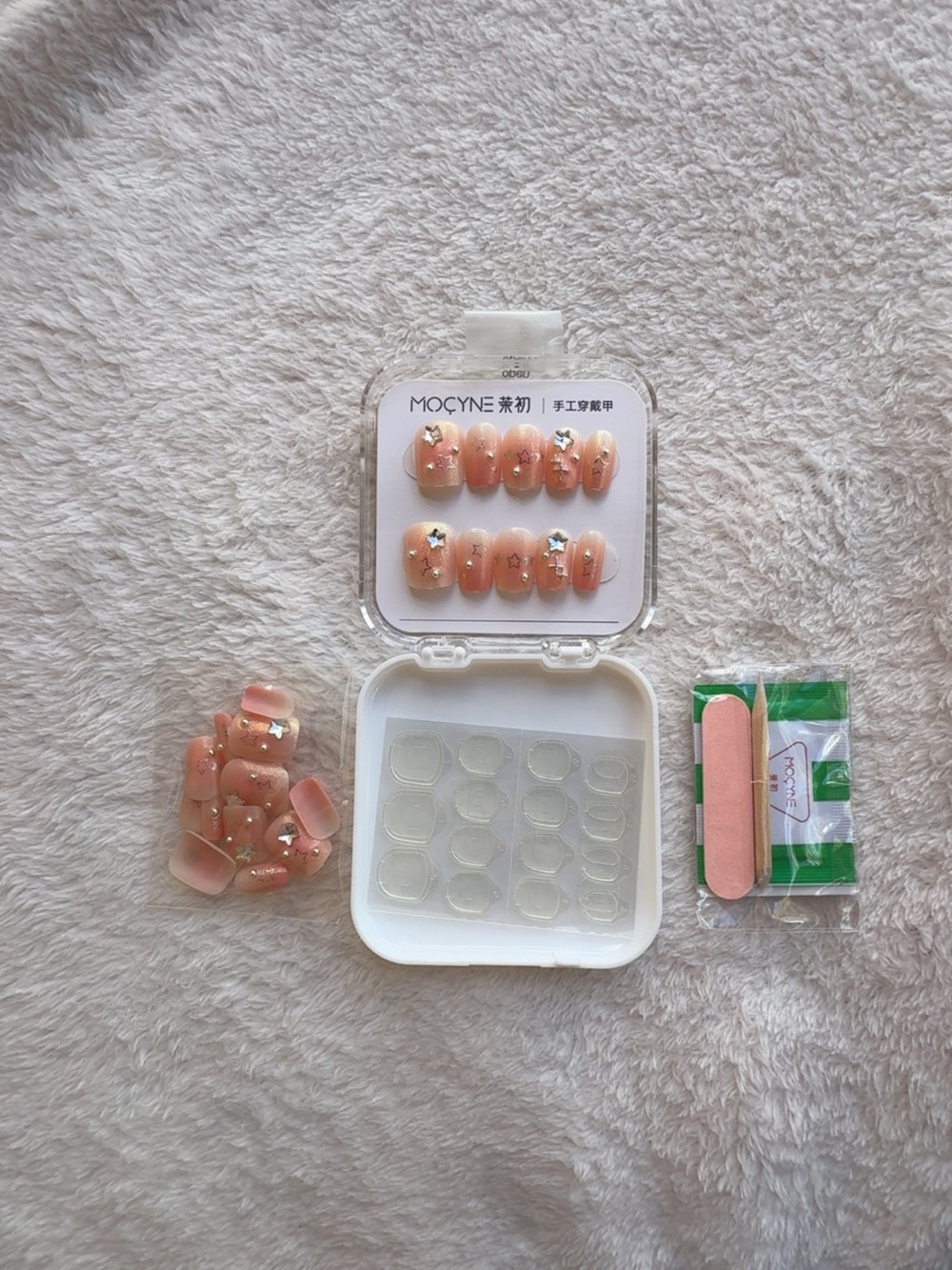 Peach Gradient Star & Rhinestone Press-On Nails - 24 Nails + Prep Items - Picture 4 of 4